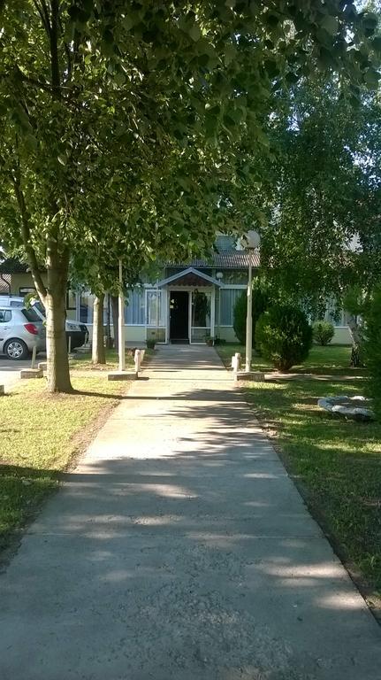 B&B Ljubicevski Raj Požarevac 外观 照片