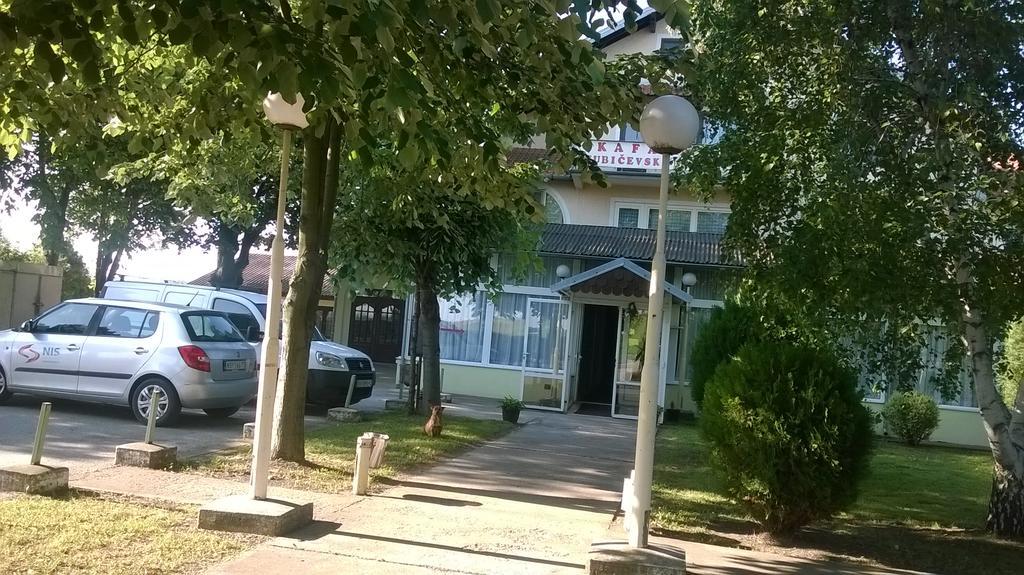 B&B Ljubicevski Raj Požarevac 外观 照片